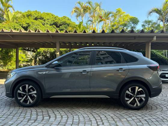 VOLKSWAGEN NIVUS 1.0 200 TSI TOTAL FLEX HIGHLINE AUTOMÁTICO VOLKSWAGEN NIVUS 1.0 200 TSI TOTAL FLEX HIGHLINE AUTOMÁTICO